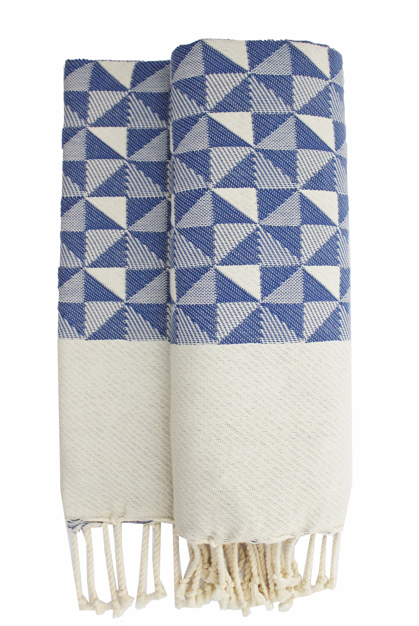 Elegance’s beach blue diamond fouta towel
