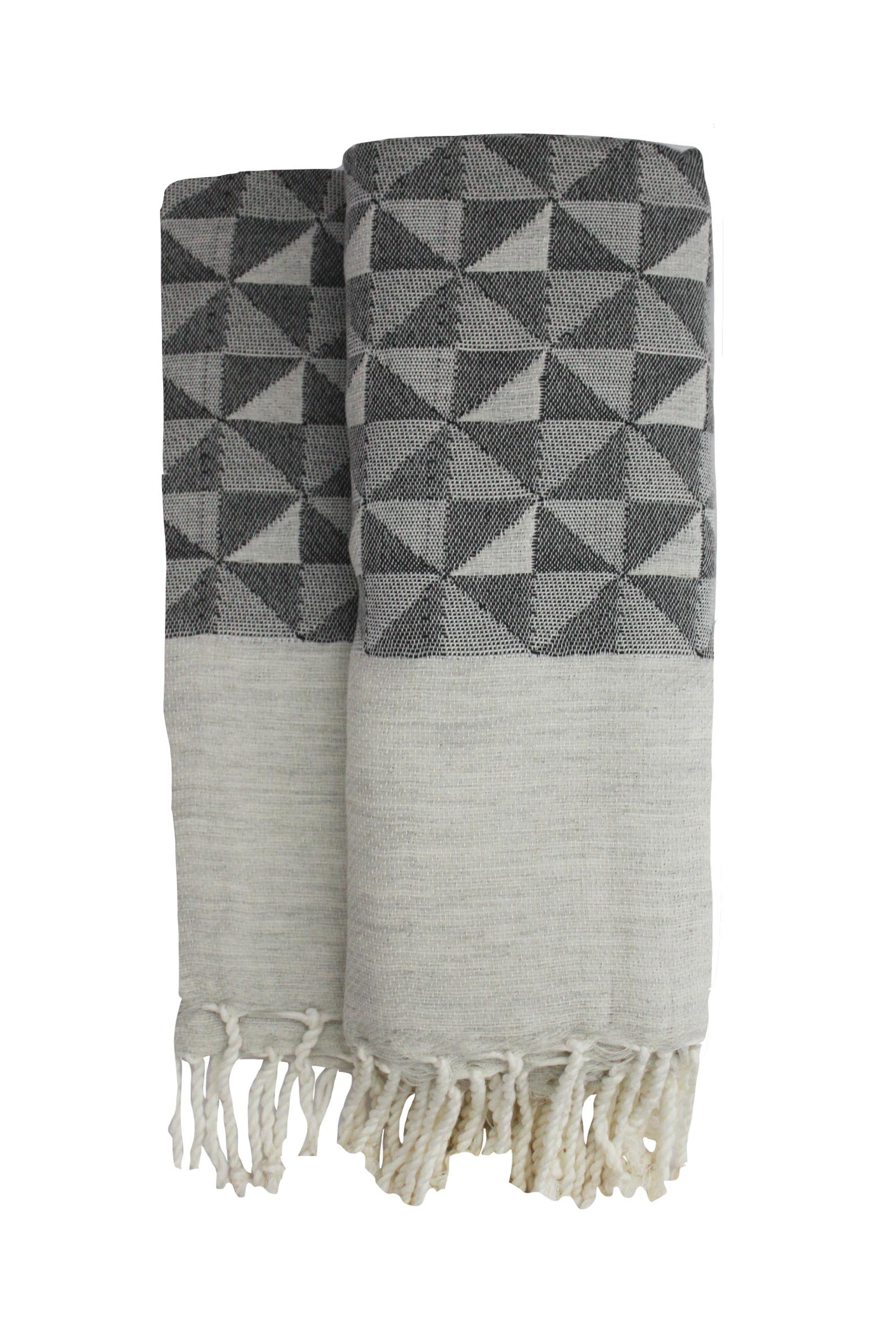 elegances beach towel Dubai UAE SHOP