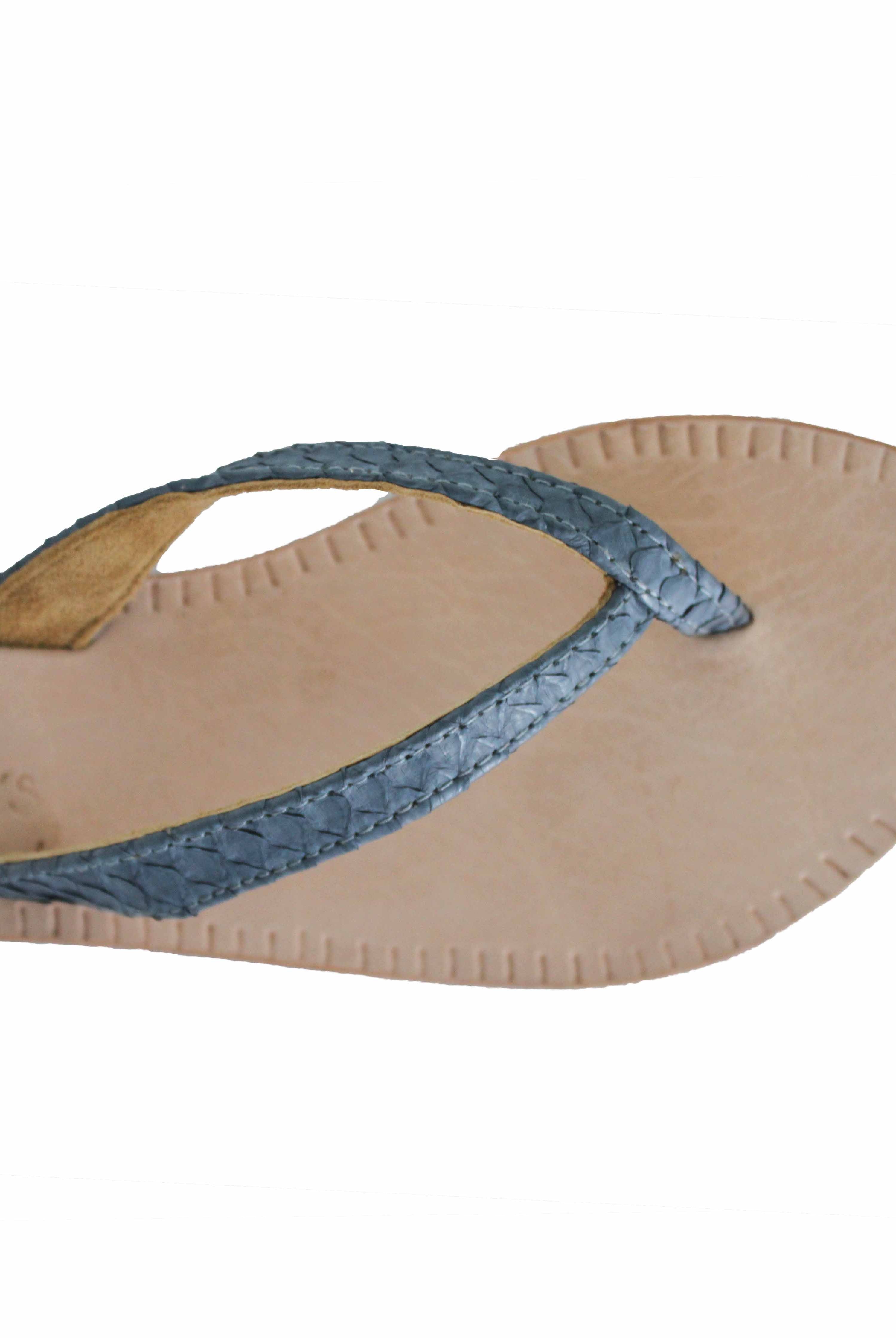 Elegance's women python grey sandals